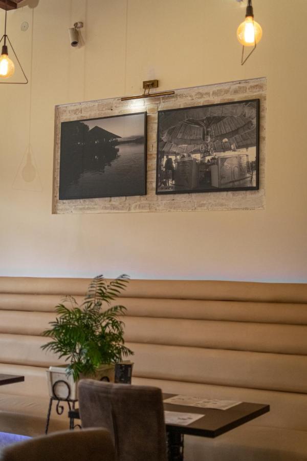 Tabacco Rooms Obrenovac  外观 照片